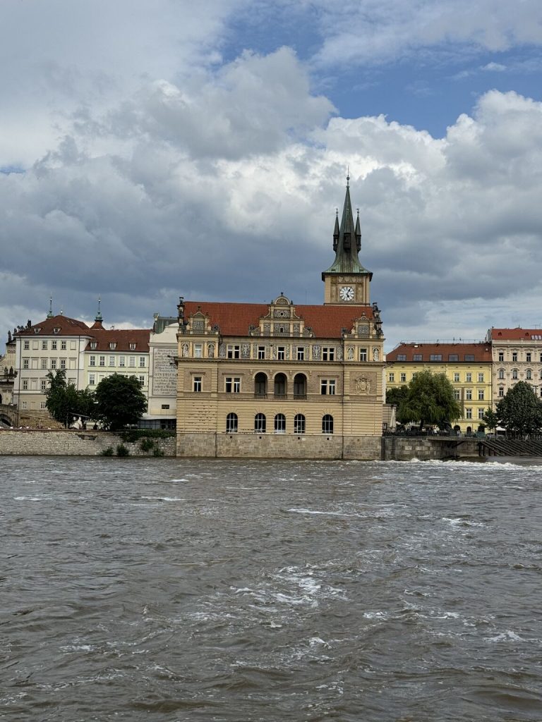 Ermal Beqiri Soft & Solution Group (2)